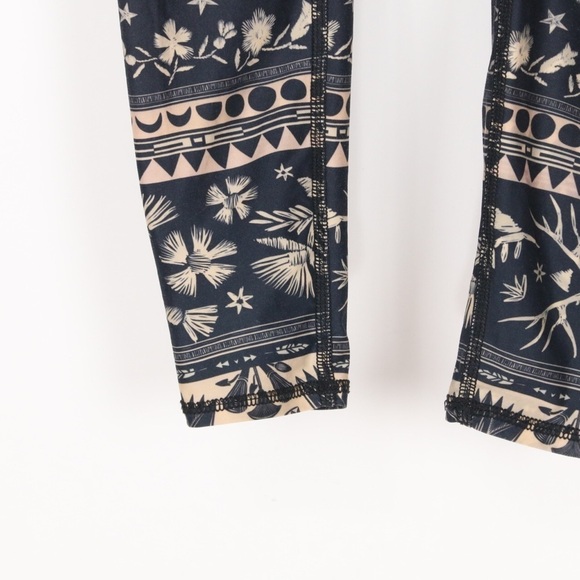 Teeki High Waisted Leggings - Picture 6 of 7